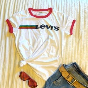 Levi’s 70’s Tee